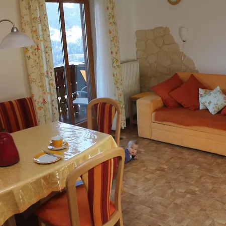 Bauernhof Grussberggut 팜스테이 *