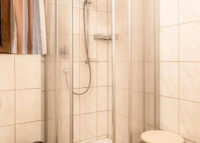 Bauernhof Grussberggut Gratis Therme & Sommerbergbahn Çiftlik konaklama