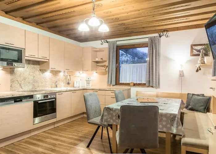 Bauernhof Grussberggut Gratis Therme & Sommerbergbahn Çiftlik konaklama *